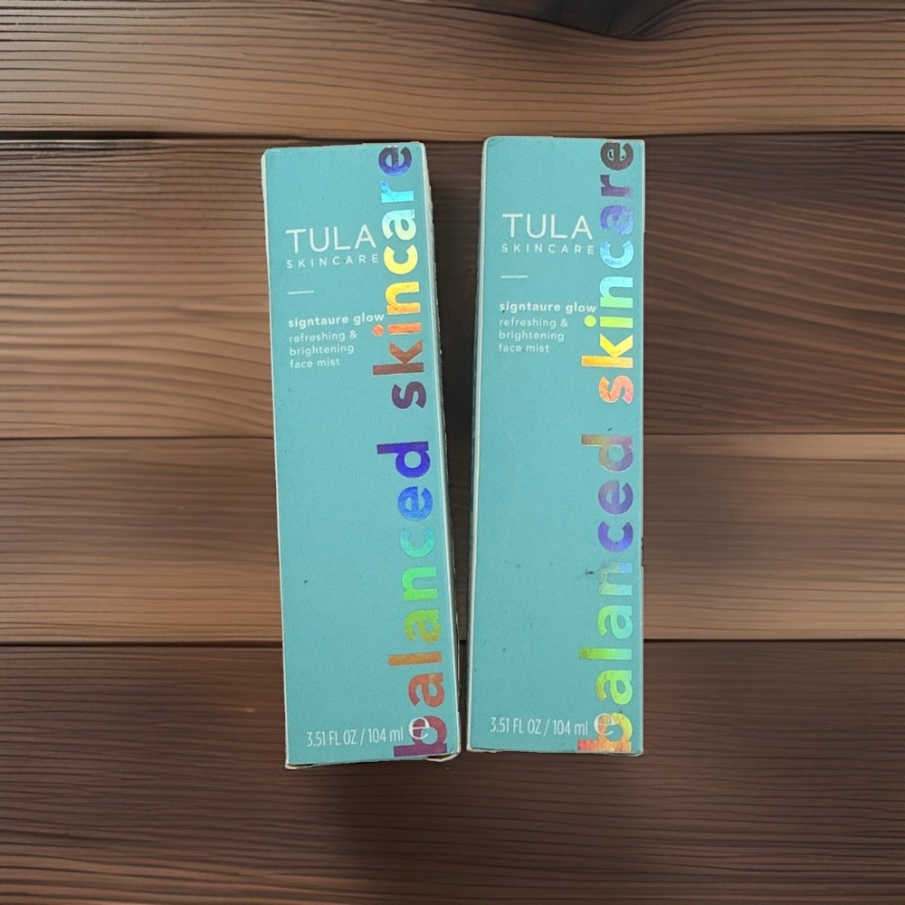TULA Signature Glow Refreshing & Brightening Face Mist 3.5  fl. oz  LOT OF 2 NEW